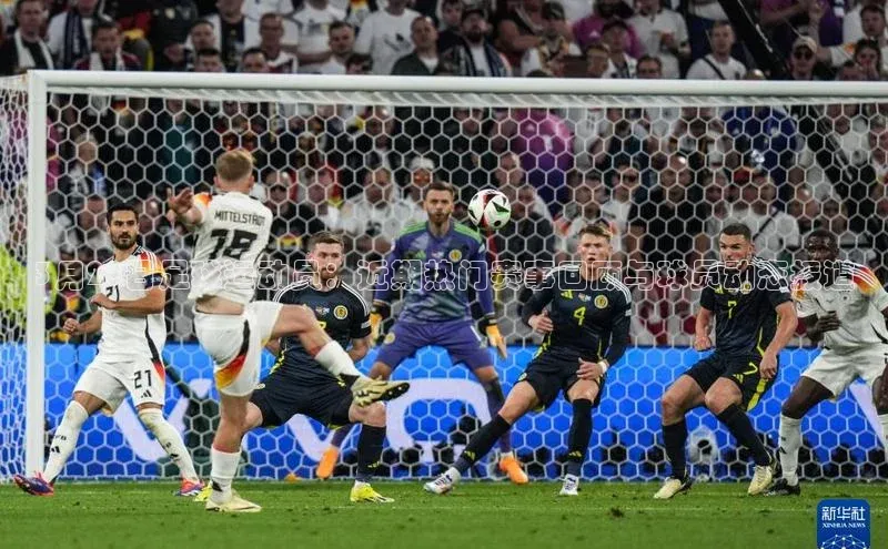 米乐yy易游体育百度游戏开放平台3月28日足球运动员：近期热门赛事回顾与球员动态报道